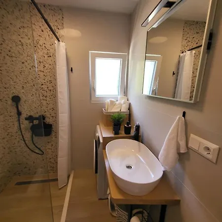 Kuca Za Odmor Anesa Villa Podgora